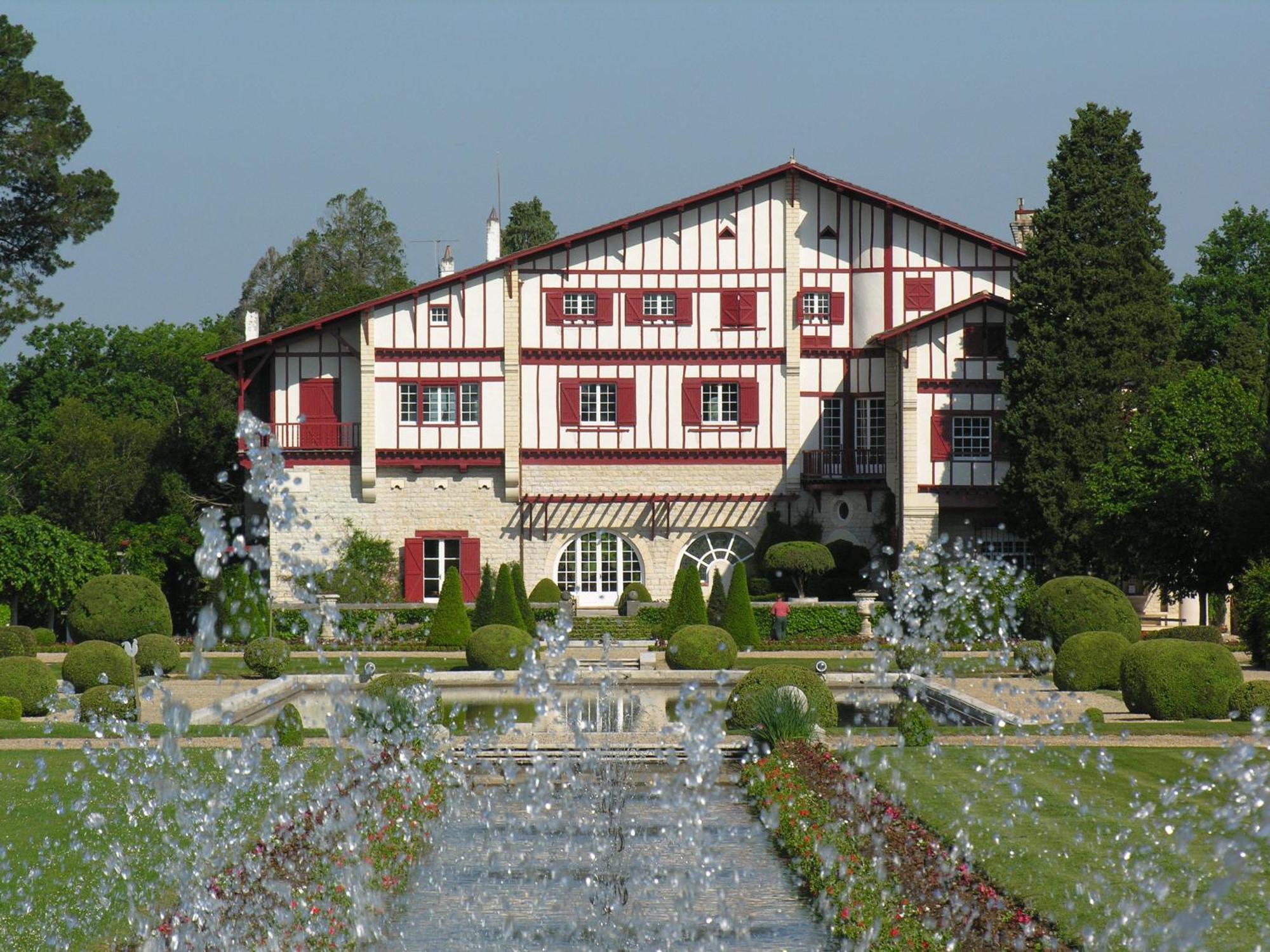 Hotel Ursula Cambo-les-Bains Exterior photo